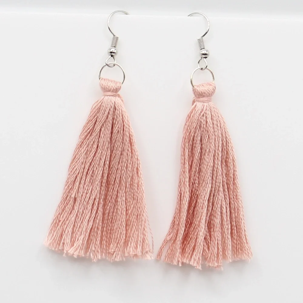 Dusty pink tassel earrings - Picture 2 of 3